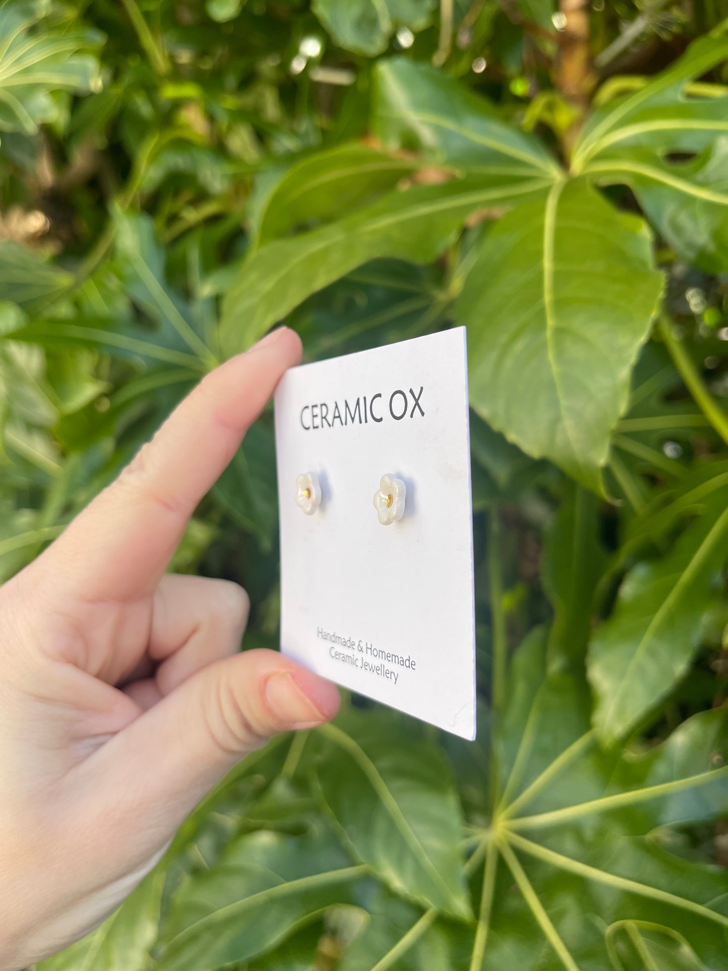 Tiny Daisy studs
