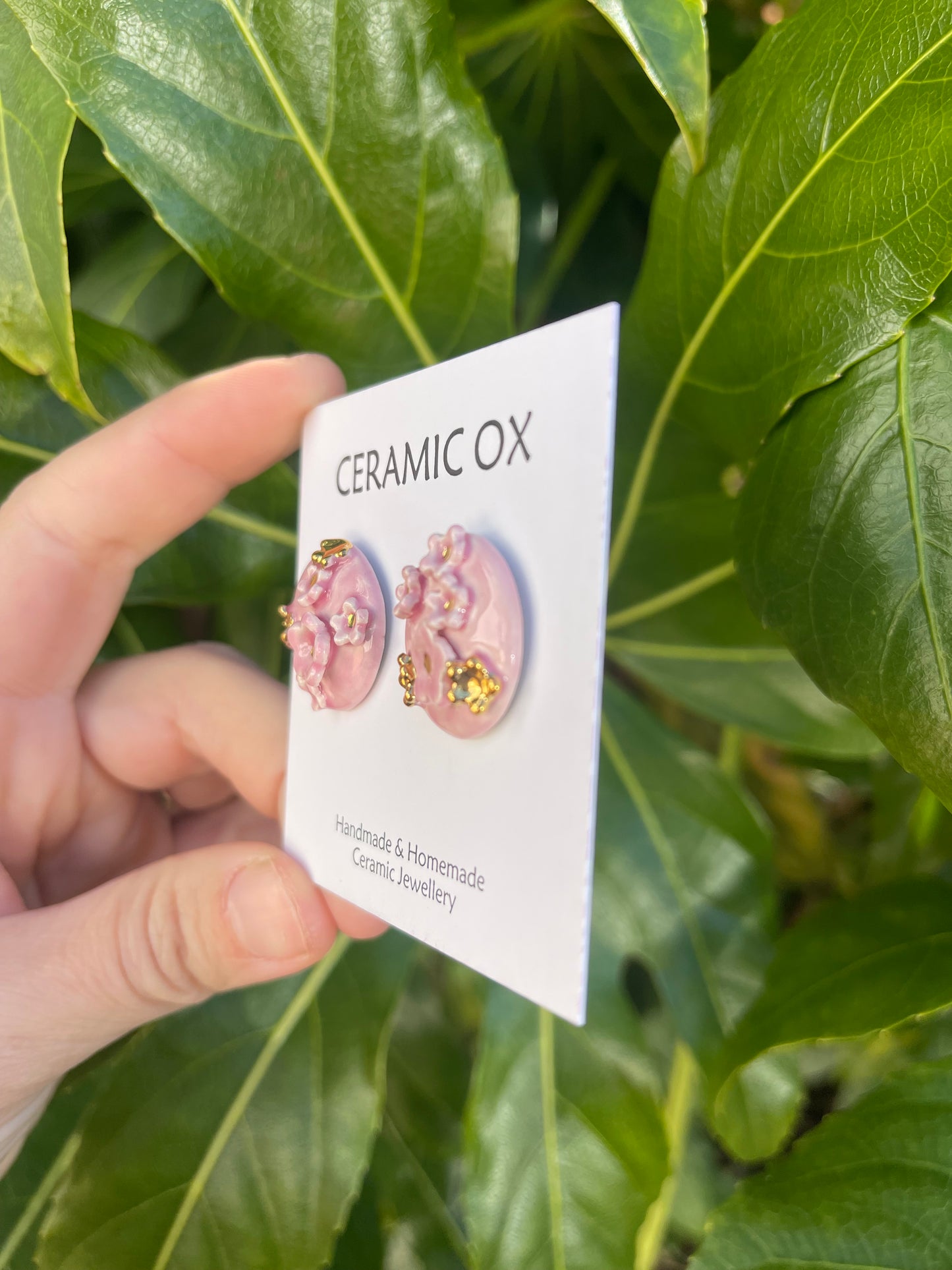 Pink daisy cluster studs