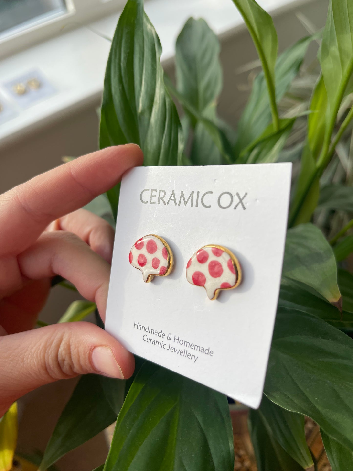 Mushroom studs