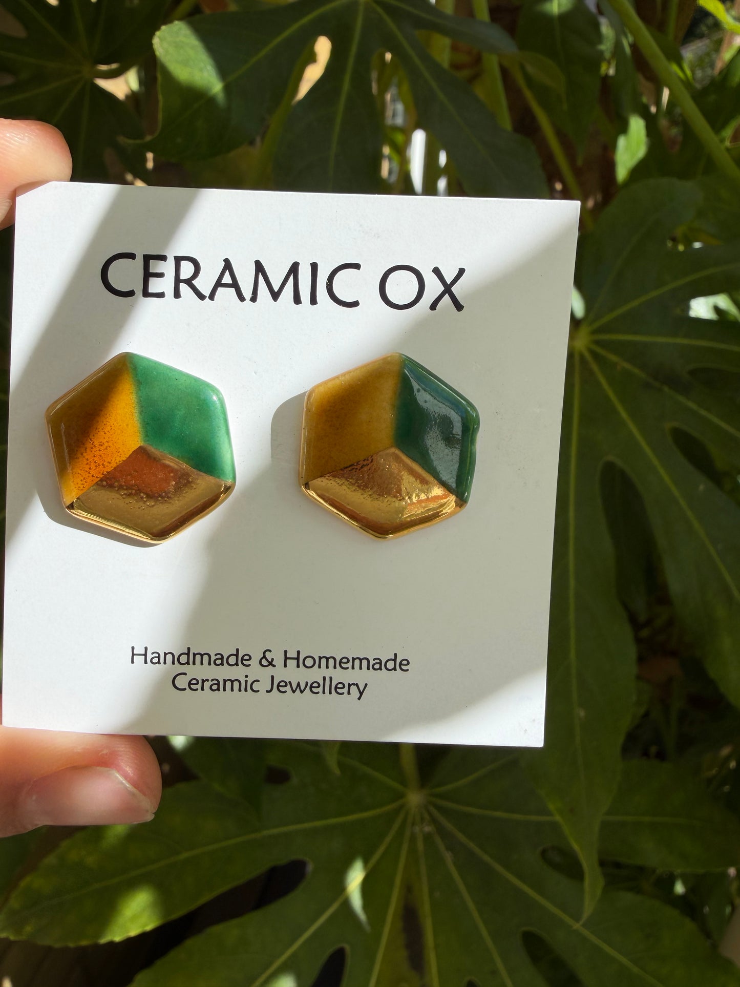 Large hexagon cubes green/gold/ochre