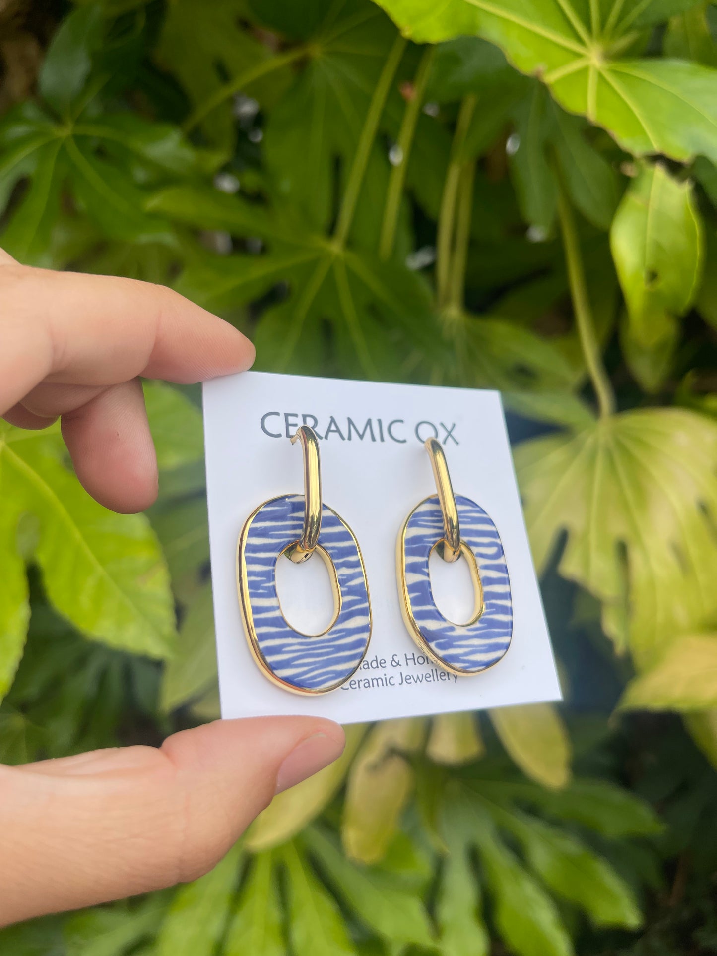 Scribble oval hoops
