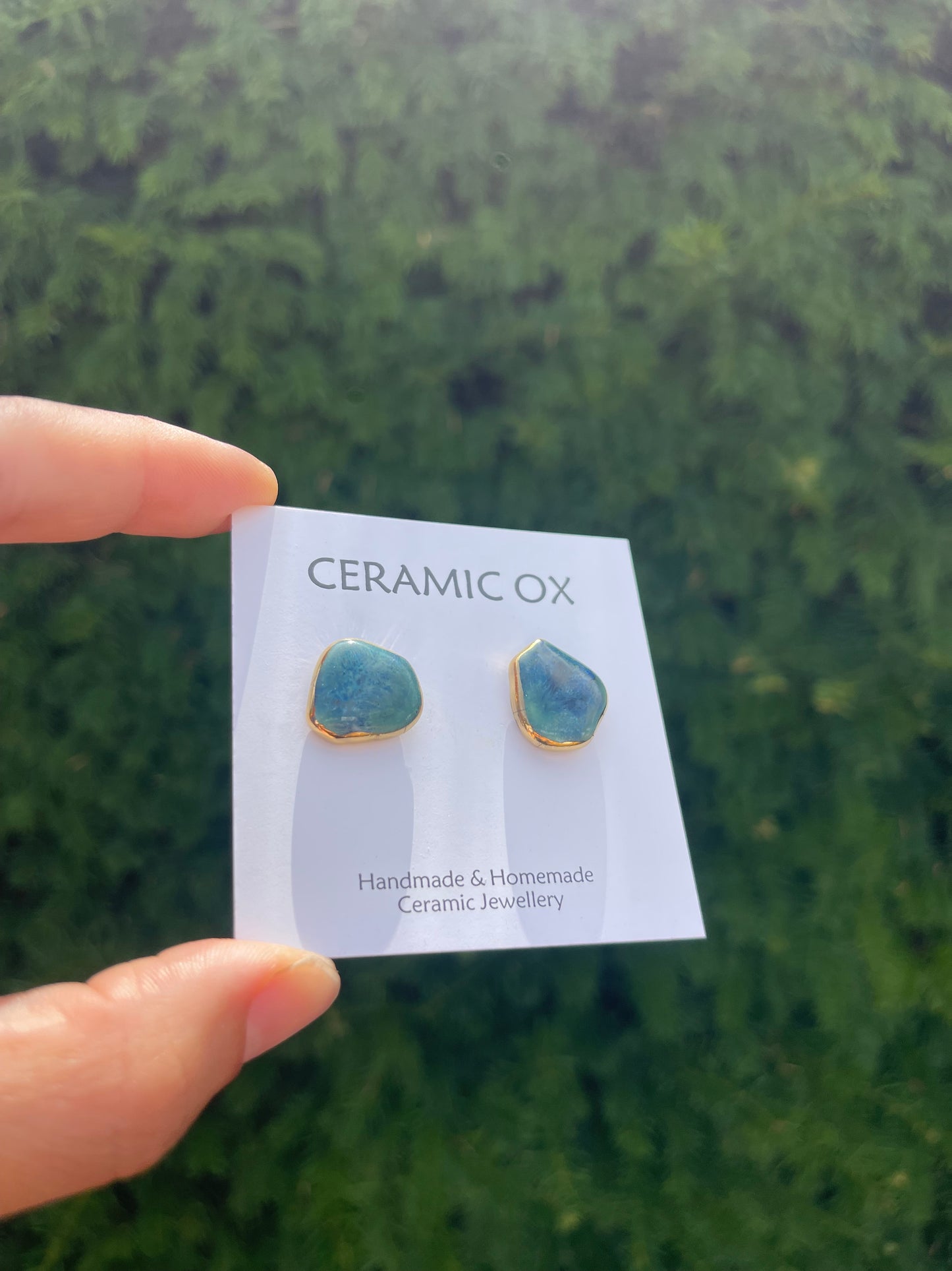 Asymmetric studs in Storm