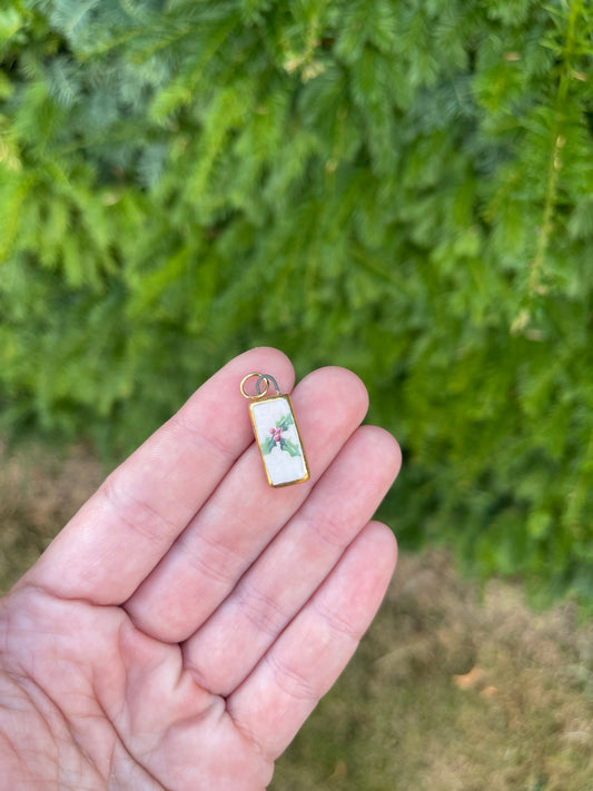 Holly charm