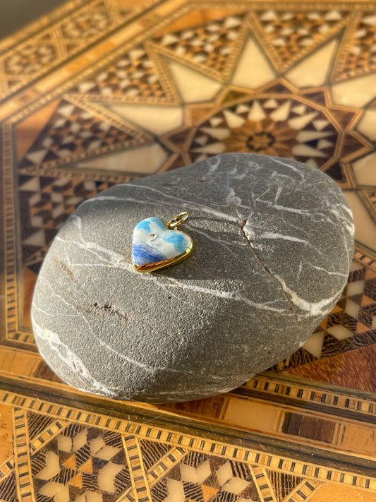 ‘Swanscape’ in heart pendant charm