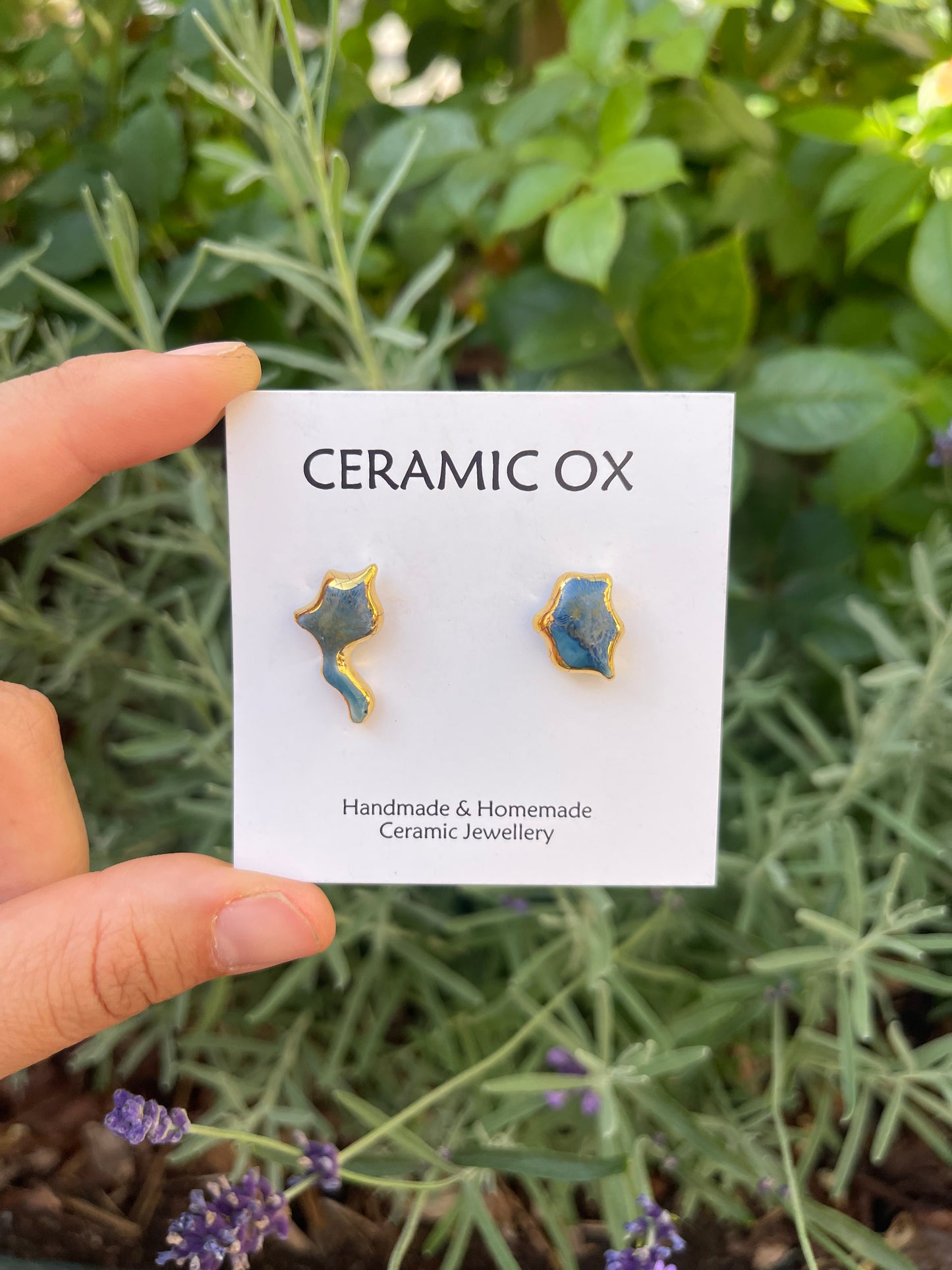 Asymmetric blue bloom studs