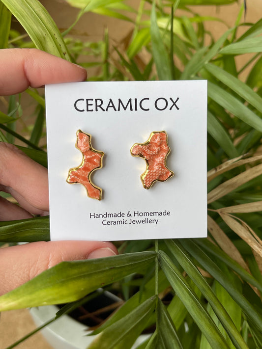 Asymmetric lace imprinted coral studs