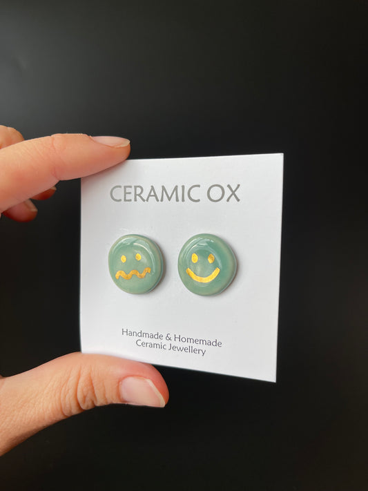 Smiley/squiggly face studs