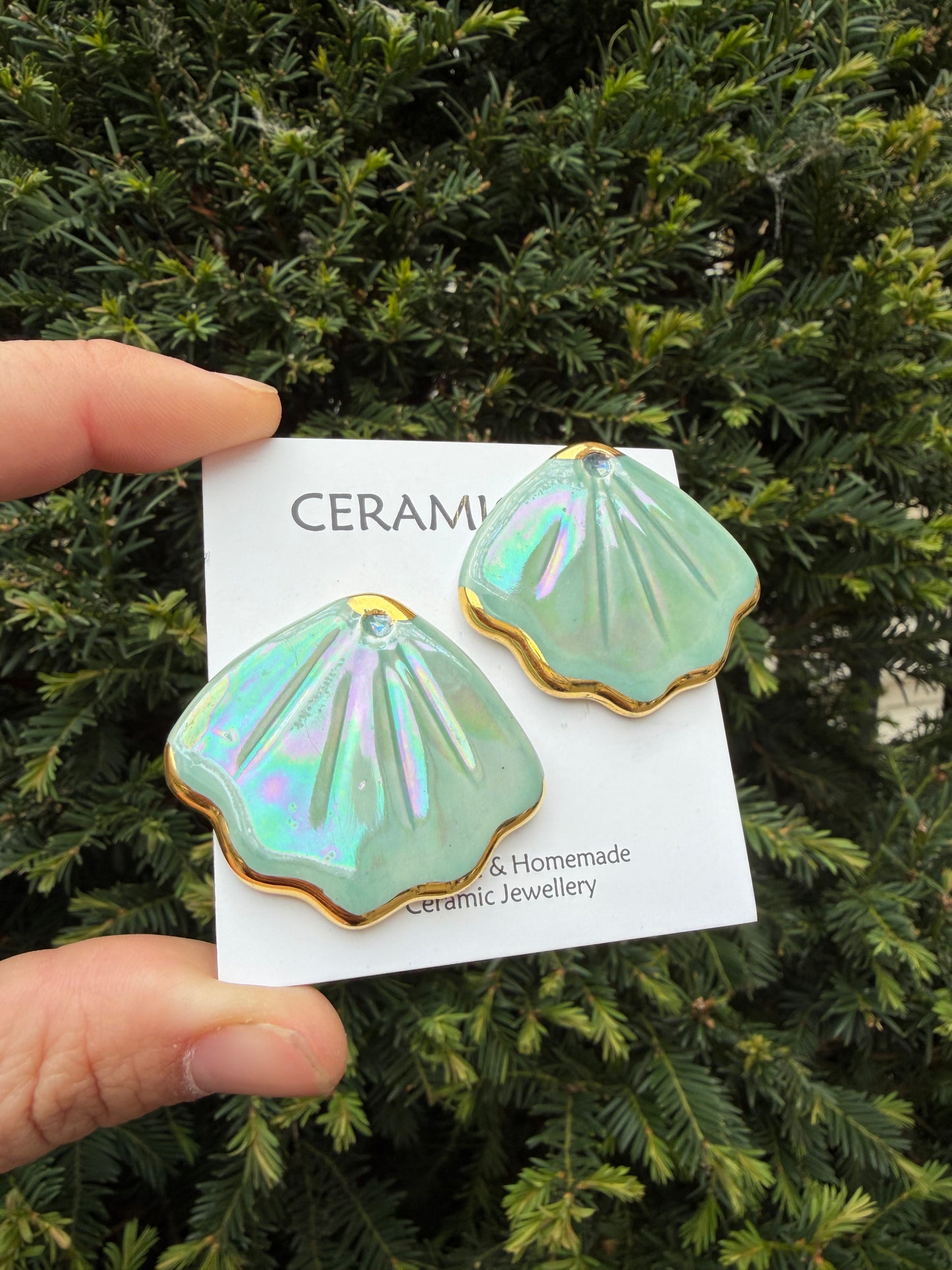 Large mother of pearl lustre shell studs