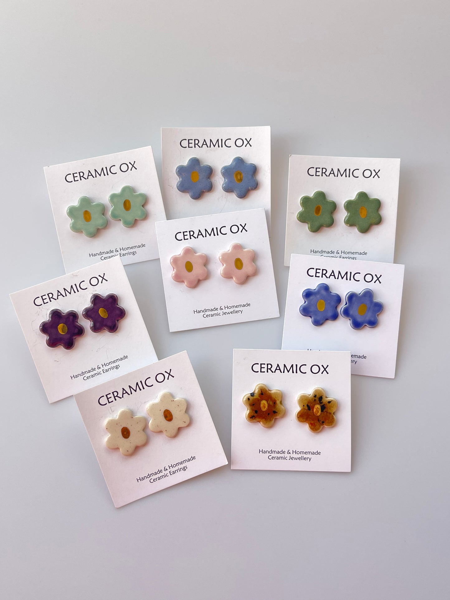 Daisy flower studs